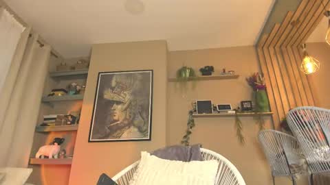 Snapshot of ana_jasper chatting on 09-23-25, 10:57 Ana Maria online show from 09-23-25, 10:57