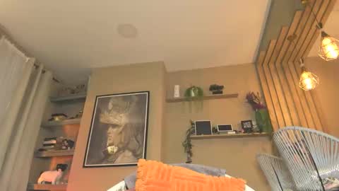 Snapshot of ana_jasper chatting on 04-11-26, 10:25 Ana Maria online show from 04-11-26, 10:25