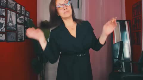 Ana online show from 09-10-25, 10:04