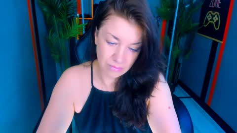 Ana online show from 05-06-26, 09:47