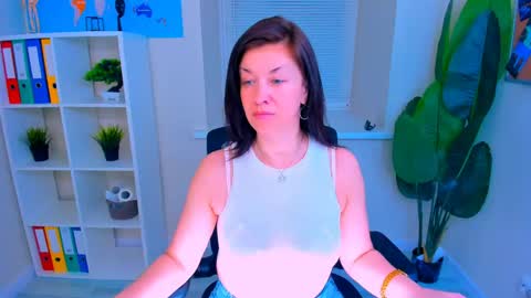 Ana online show from 05-19-26, 10:10
