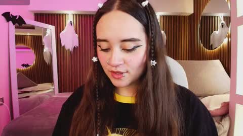 Snapshot of ana_taylor2 chatting on 10-07-25, 07:33 Ana online show from 10-07-25, 07:33