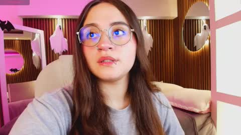 Snapshot of ana_taylor2 chatting on 10-08-25, 05:43 Ana online show from 10-08-25, 05:43