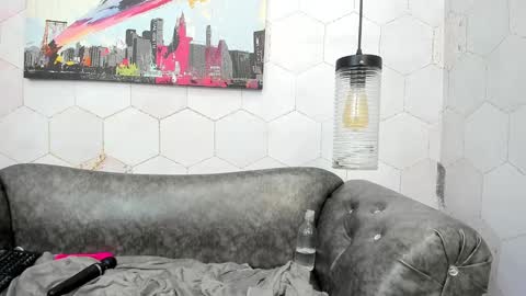 Snapshot of anaa_fuentes chatting on 01-31-25, 10:31 ANNA FUENTES online show from 01-31-25, 10:31