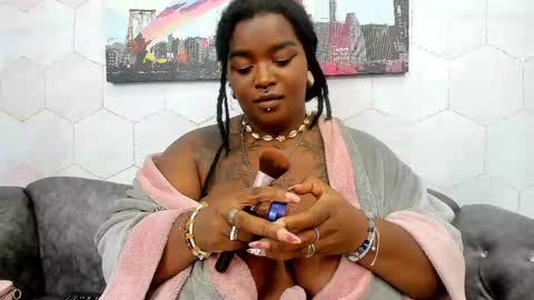 Snapshot of anaa_fuentes chatting on 02-12-25, 09:11 ANNA FUENTES online show from 02-12-25, 09:11