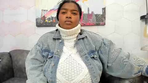 Snapshot of anaa_fuentes chatting on 02-27-25, 11:31 ANNA FUENTES online show from 02-27-25, 11:31