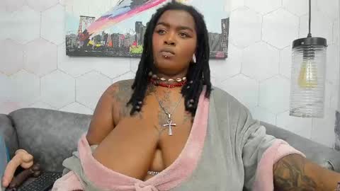 Snapshot of anaa_fuentes chatting on 03-08-25, 02:23 ANNA FUENTES online show from 03-08-25, 02:23