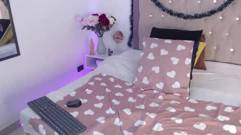 Ana Moon  online show from 12-24-24, 05:05