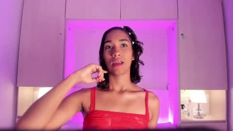 anaacollins_ online show from 05-02-26, 11:37