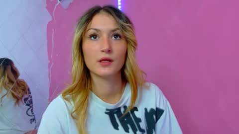 anaayss online show from 10-16-25, 04:57