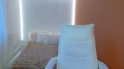 Snapshot of anaayss chatting on 02-11-26, 06:07 anaayss online show from 02-11-26, 06:07