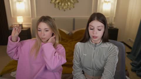 Sweet girls online show from 02-04-25, 05:45