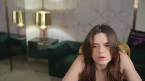 Sweet girls online show from 06-17-26, 10:39