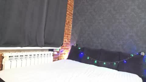 Anna online show from 12-01-25, 12:32