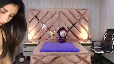 Snapshot of anabell_brown chatting on 10-14-25, 07:14 HI I AM ANABELL online show from 10-14-25, 07:14