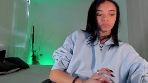 Snapshot of anabelwolf chatting on 01-27-25, 07:13 ANABEL WOLF online show from 01-27-25, 07:13