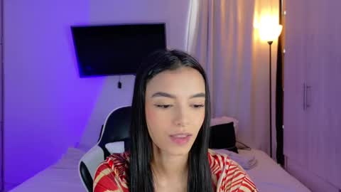 Snapshot of anabelwolf chatting on 09-30-25, 02:00 ANABEL WOLF online show from 09-30-25, 02:00