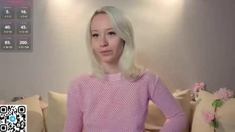 Snapshot of anadeya chatting on 10-22-25, 11:26 Deya online show from 10-22-25, 11:26