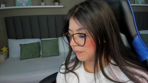 A N A online show from 06-26-26, 02:43
