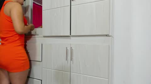 Snapshot of anahi_cruz77 chatting on 12-31-24, 11:31 Ana online show from 12-31-24, 11:31