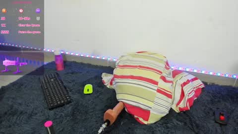 Snapshot of anahi_cruz77 chatting on 01-28-25, 03:35 Ana online show from 01-28-25, 03:35