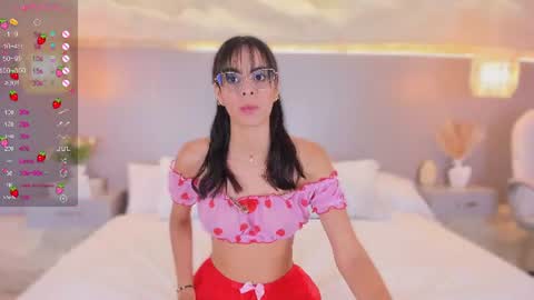 Anahin online show from 06-18-26, 12:09