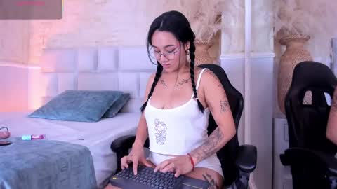 Im Sara  online show from 05-01-26, 04:06