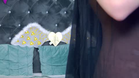 Anais Carter online show from 10-28-25, 03:43