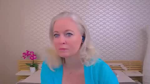 Snapshot of anaisjanson chatting on 04-05-26, 03:36 Anais Janson online show from 04-05-26, 03:36