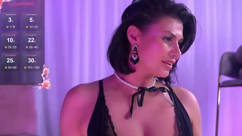 Anais online show from 04-17-26, 03:20