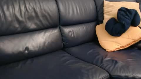 analbottom2 online show from 12-03-24, 08:17