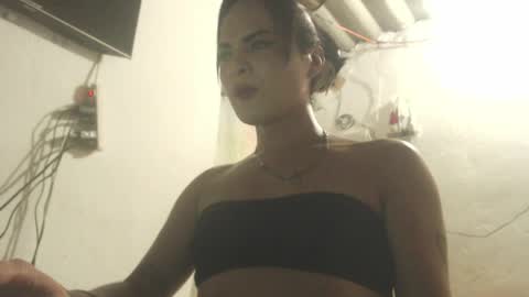 Analia smith online show from 03-26-26, 06:57