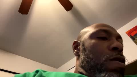 Snapshot of analluvz chatting on 01-13-25, 05:55 Luv online show from 01-13-25, 05:55