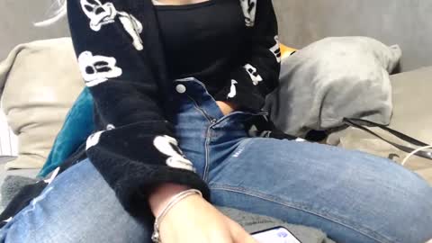Snapshot of analove200 chatting on 01-06-25, 12:57 analove200 online show from 01-06-25, 12:57