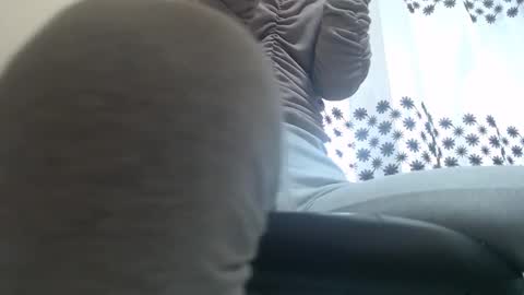 Snapshot of analove200 chatting on 02-18-25, 06:37 analove200 online show from 02-18-25, 06:37