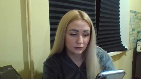 Snapshot of analqueen2024 chatting on 12-22-25, 03:25 analqueen2024 online show from 12-22-25, 03:25