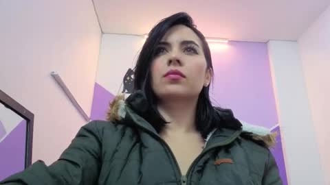 analuciaa_ online show from 02-01-26, 04:11