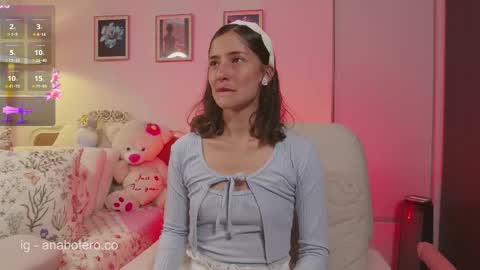 Ana Mara Botero online show from 10-11-25, 01:05