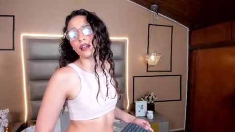 Ana Maria  online show from 07-14-26, 02:05