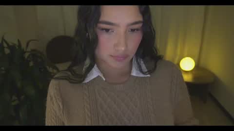 Snapshot of anamarieh chatting on 06-19-26, 07:39 Ann online show from 06-19-26, 07:39
