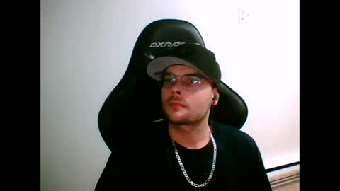 Snapshot of anarchyy1994 chatting on 03-13-26, 08:43 anarchyy1994 online show from 03-13-26, 08:43