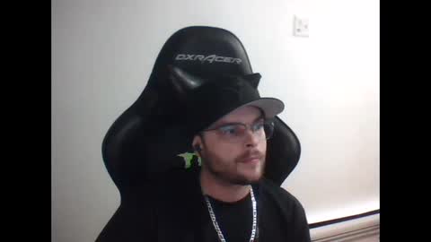 Snapshot of anarchyy1994 chatting on 03-27-26, 08:26 anarchyy1994 online show from 03-27-26, 08:26