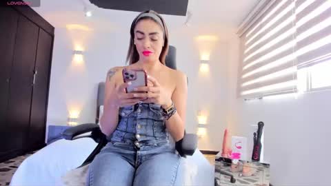 ana online show from 02-01-25, 03:18