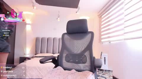 ana online show from 02-25-25, 05:25