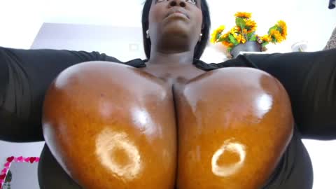 Snapshot of anaspencerx chatting on 04-28-26, 01:38 ana online show from 04-28-26, 01:38