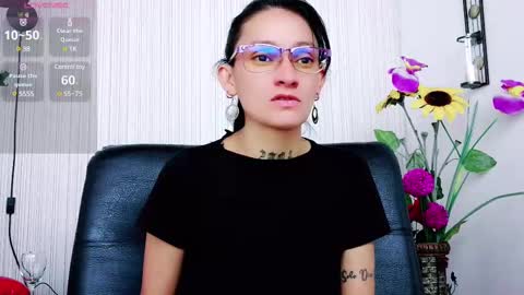 Snapshot of anastaciia1 chatting on 02-16-25, 07:49 maria online show from 02-16-25, 07:49
