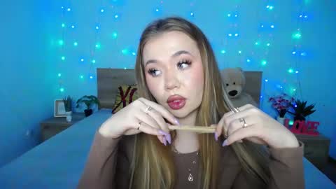 anastacyyellig online show from 01-30-25, 05:39