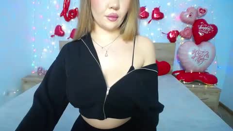 anastacyyellig online show from 02-07-25, 11:34