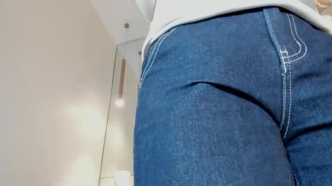 Snapshot of anastasia_jhons chatting on 09-11-25, 03:06 anastasia online show from 09-11-25, 03:06