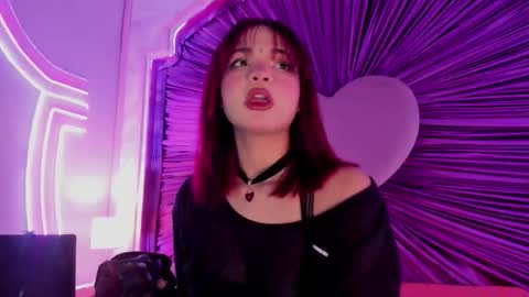 Snapshot of anastasia_jhons chatting on 11-11-25, 03:17 anastasia online show from 11-11-25, 03:17